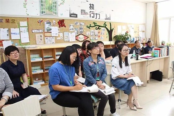 明日东方国际教育